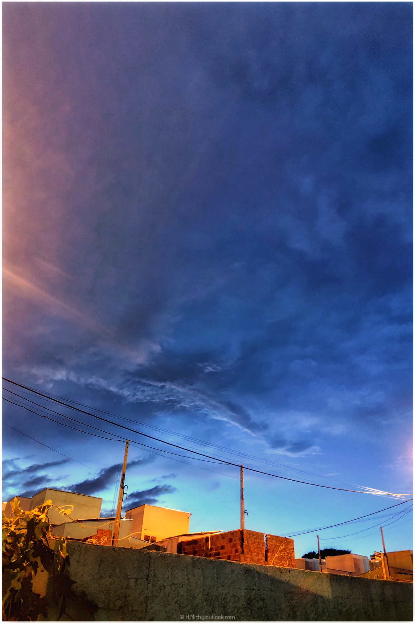 hora azul