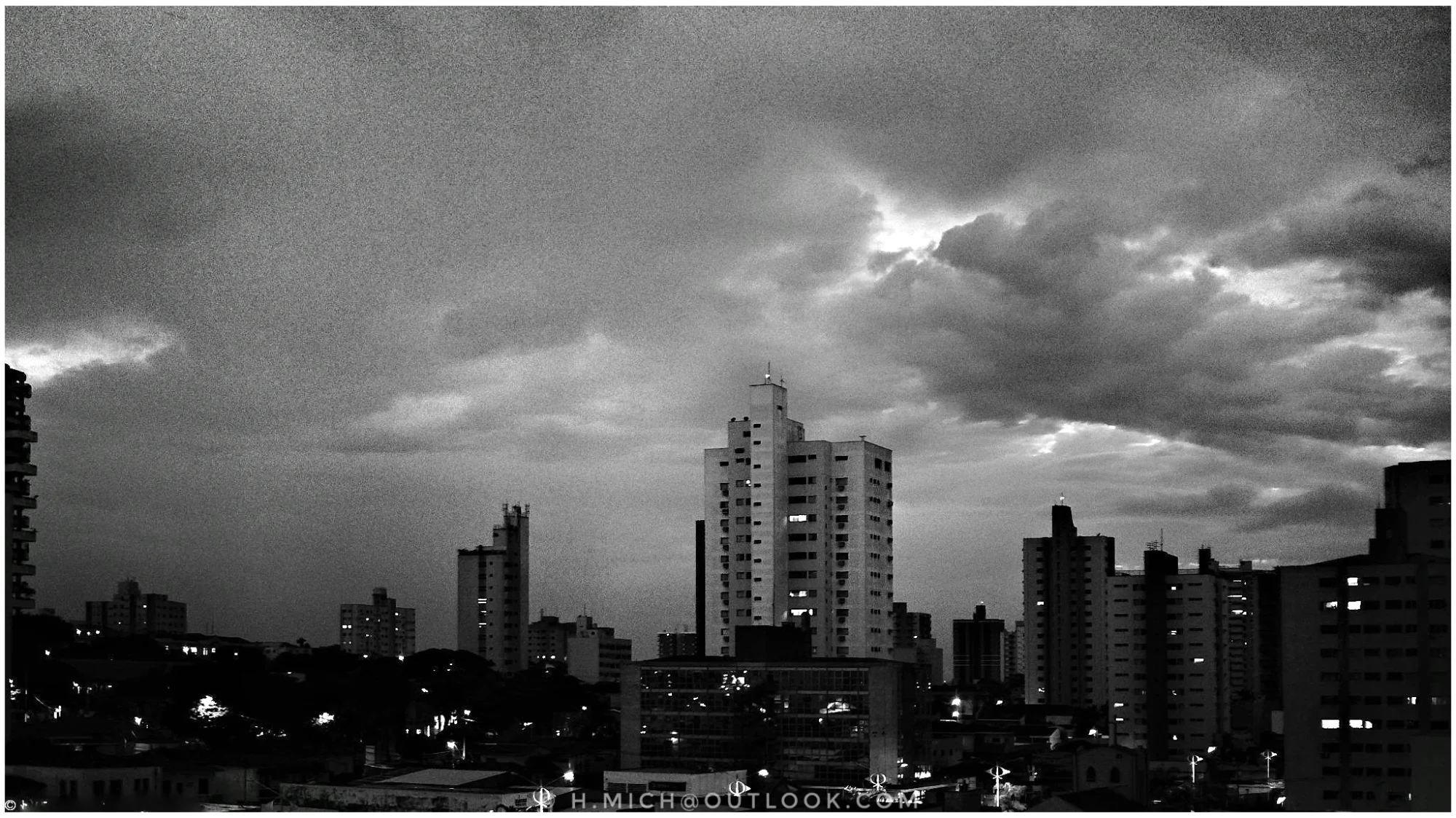 Photo Studio-One Top Model ©h.Mich@outlook.com